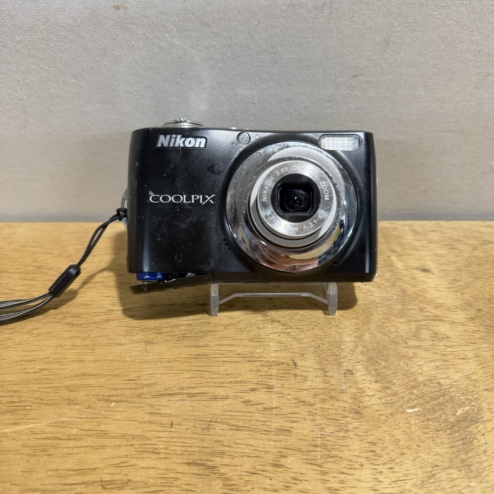 Nikon Coolpix L24 Black Compact Camera 14.0MP 3.6x Zoom FOR PARTS Repair
